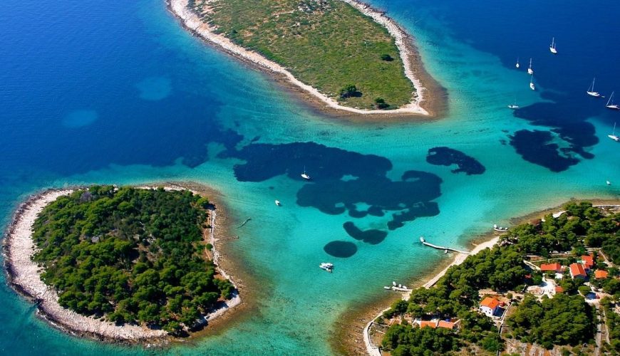 Blue Lagoon, Split: crystal-clear turquoise water