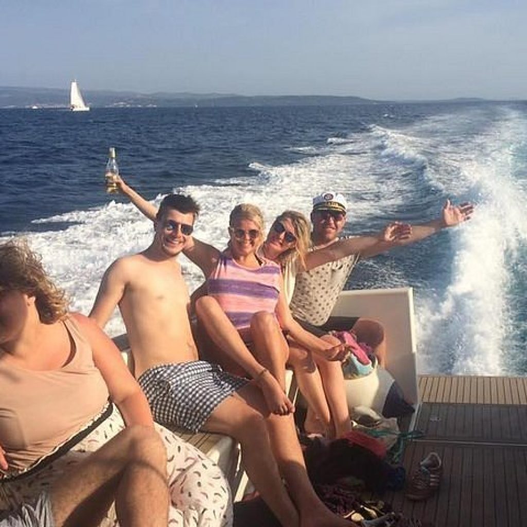 group boat tour croatia